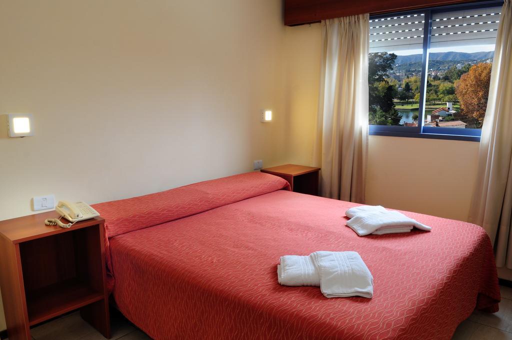 Hotel Temu Villa Carlos Paz Ngoại thất bức ảnh